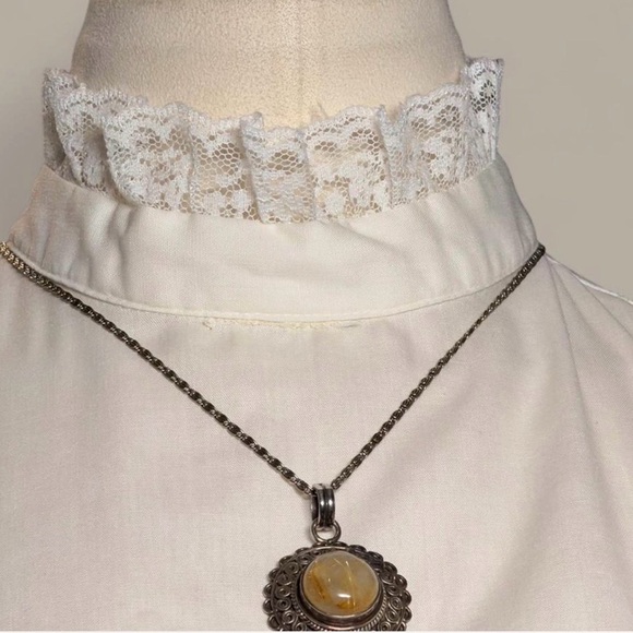 Ivory Lace Ruffle Victorian Blouse - Picture 5 of 8